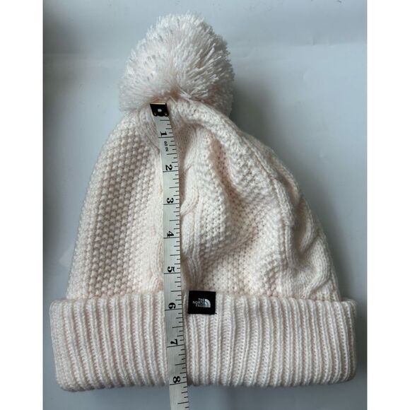 The North Face 
Women\'s Minna Cable-Knit Beanie in Ivory ~ Like New main image 2